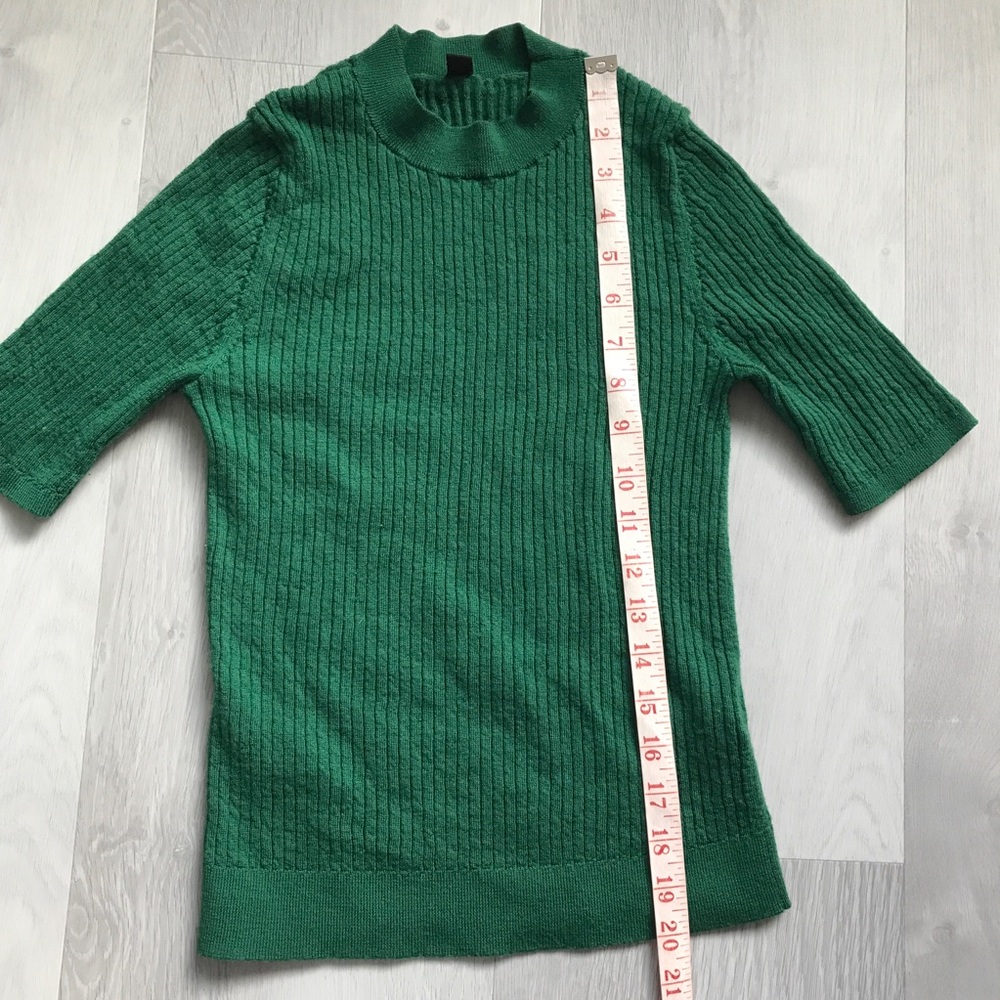 Green Ribbed Short-Sleeve Knit Top - Picture 4 of 7